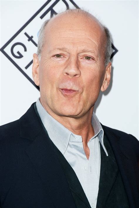 most recent photo of bruce willis